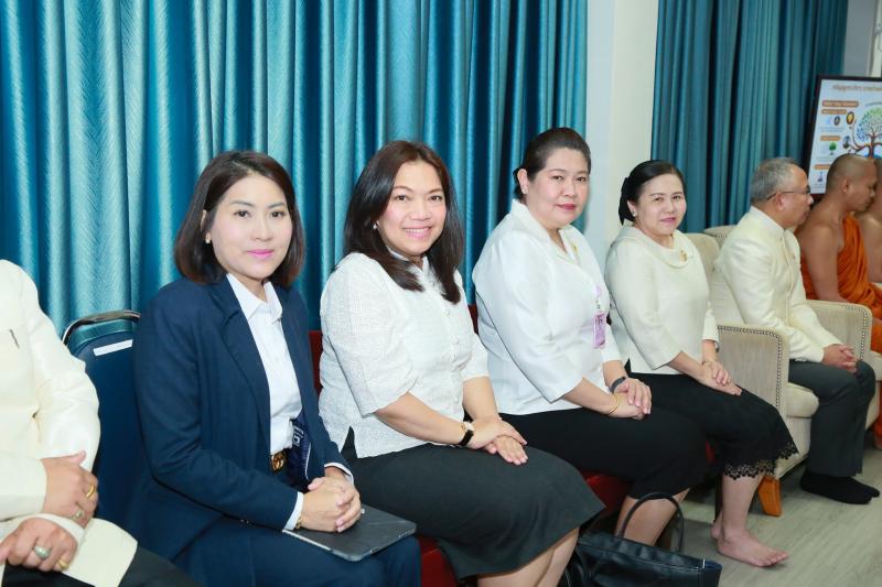 ปลัด พม. เป็นประธา�