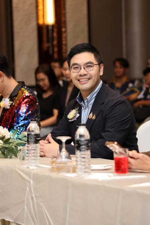 นายเอนกชัย เรืองร�