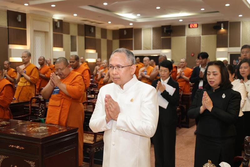 ปลัด พม. เป็นประธา�
