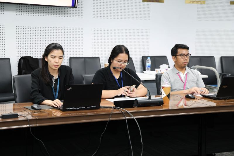 สถาบันพระประชาบด�