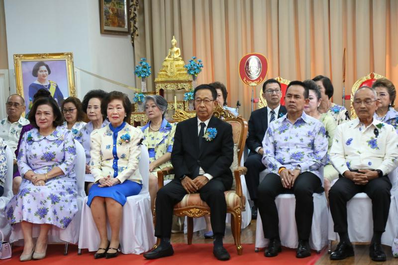 นางเตือนใจ คงสมบั�
