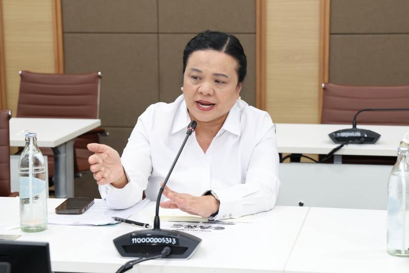 ปลัด พม. เป็นประธา�