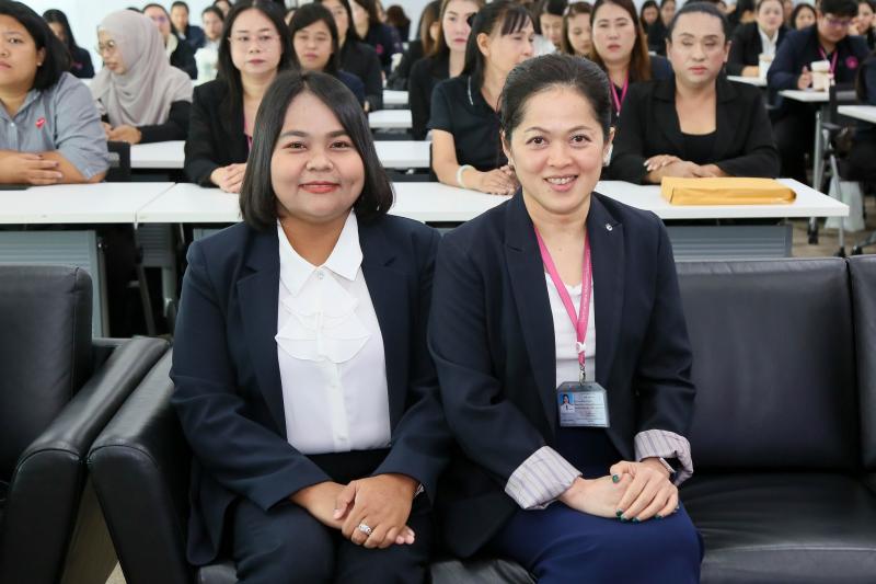 นางเตือนใจ คงสมบั�