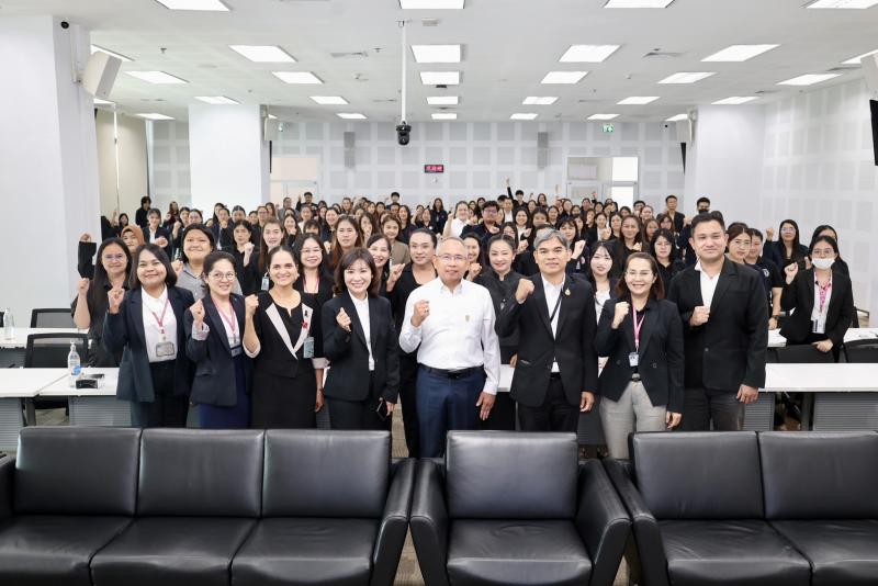 ปลัด พม. เป็นประธา�