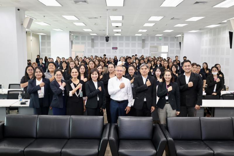 ปลัด พม. เป็นประธา�