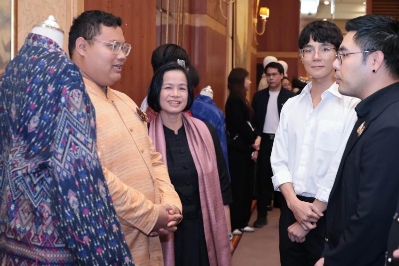ดร.เอนกชัย เรืองรั