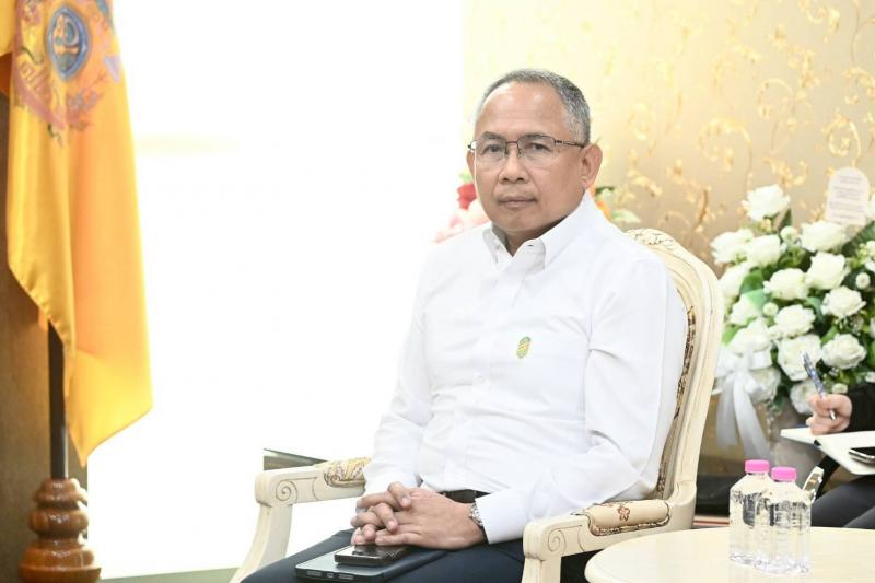 พม. รุกงานกฎหมาย จ�