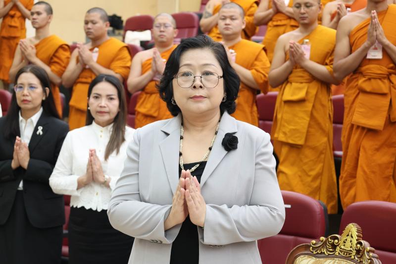 ปลัด พม. เป็นประธา�