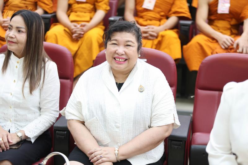 ปลัด พม. เป็นประธา�