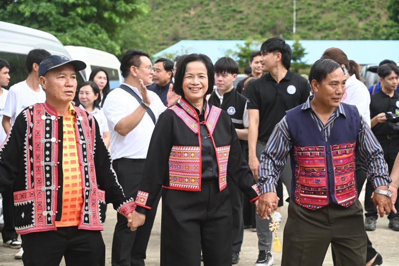 รมว.พม. ร่วมกับ รมช.