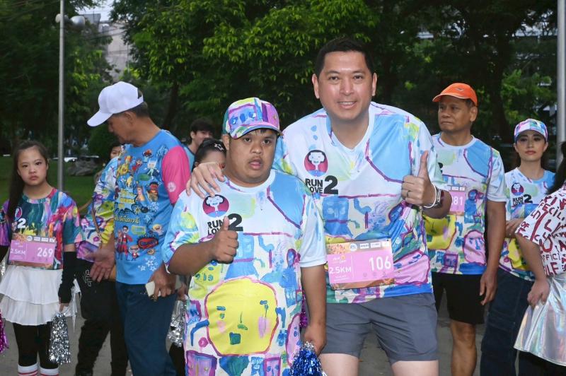 รมว.พม. เป็นประธาน�