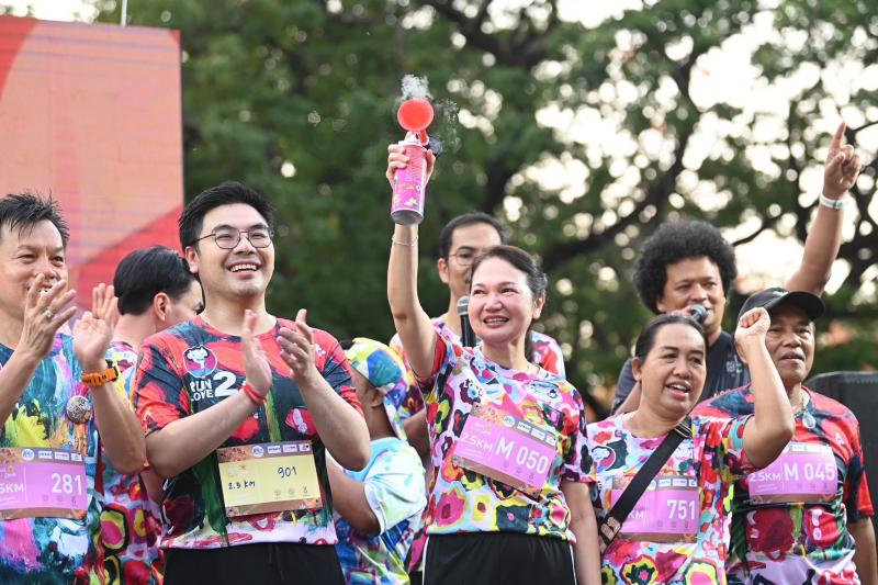รมว.พม. เป็นประธาน�