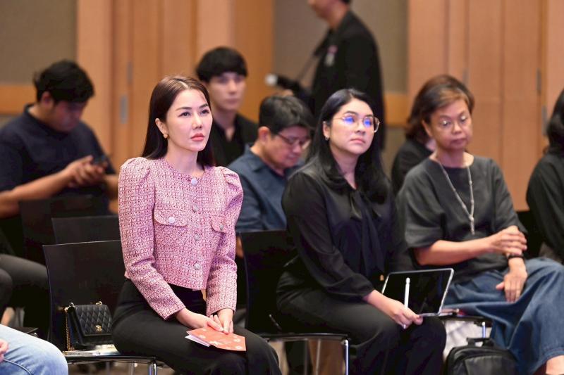 รมว.พม. เป็นประธาน�