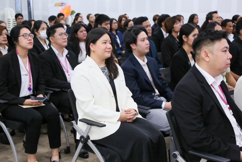 ปลัด พม. เป็นประธา�