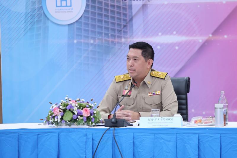 รมว.พม. ลงพื้นที่ต�