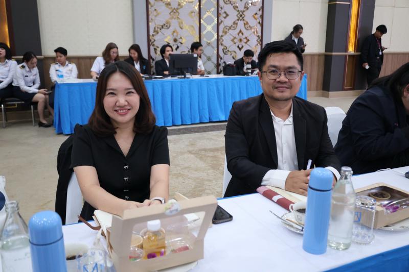 รมว.พม. ลงพื้นที่ต�