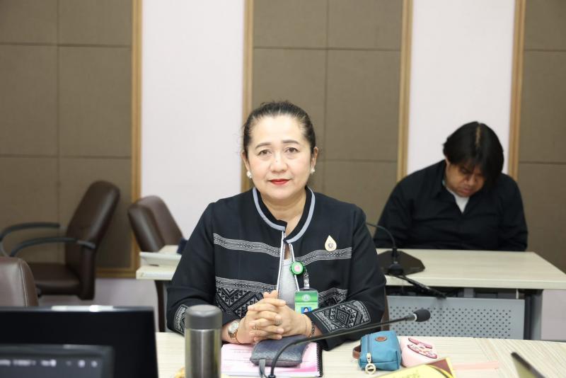 นางสาวสุนีย์ ศรีส�
