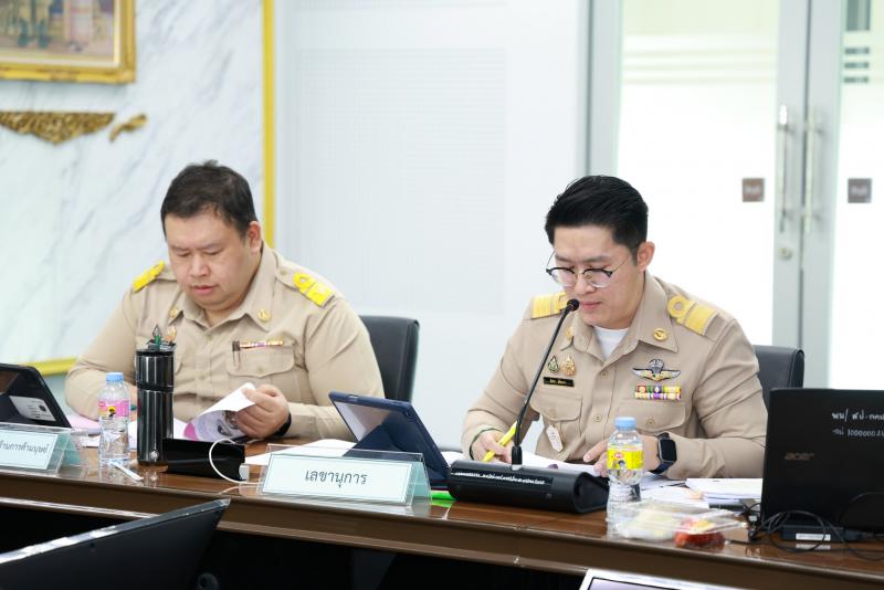 นางสาวสุนีย์ ศรีส�
