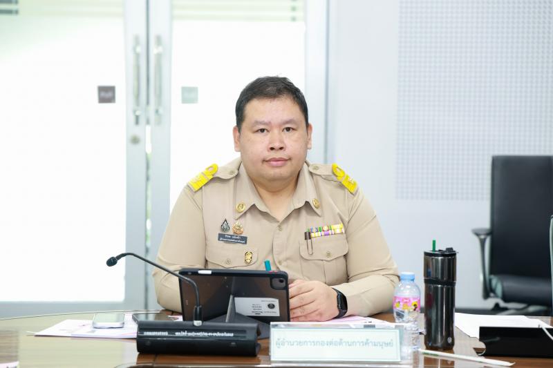 นางสาวสุนีย์ ศรีส�