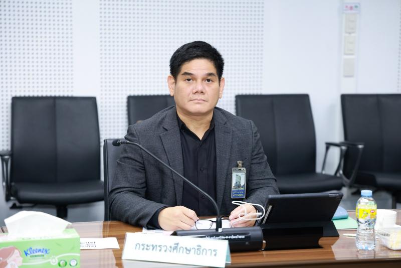 นางสาวสุนีย์ ศรีส�