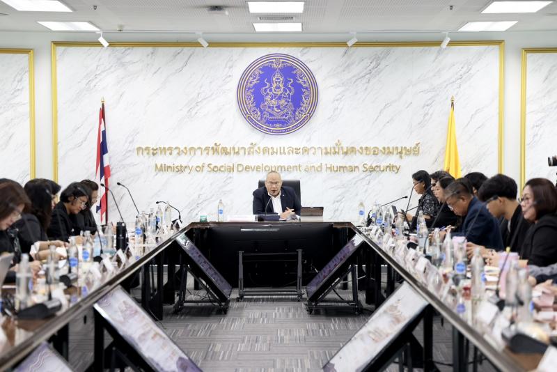 นายกิตติ อินทรกุล 