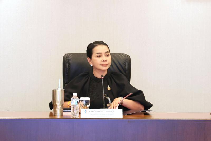 นายกิตติ อินทรกุล 