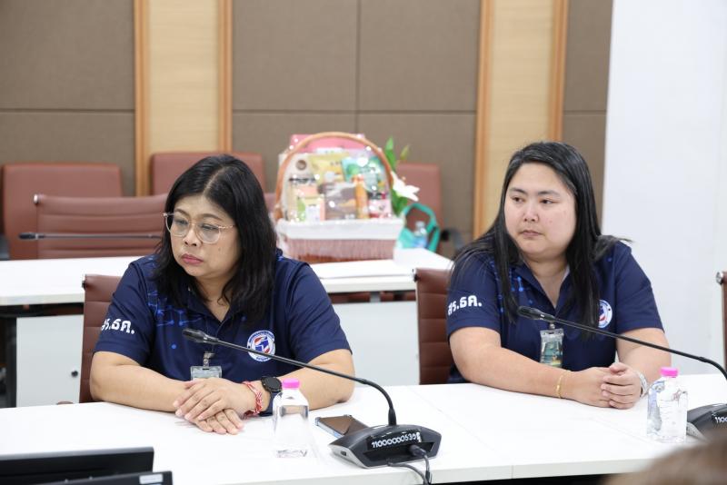 นายอภิชา เลิศพชรก�