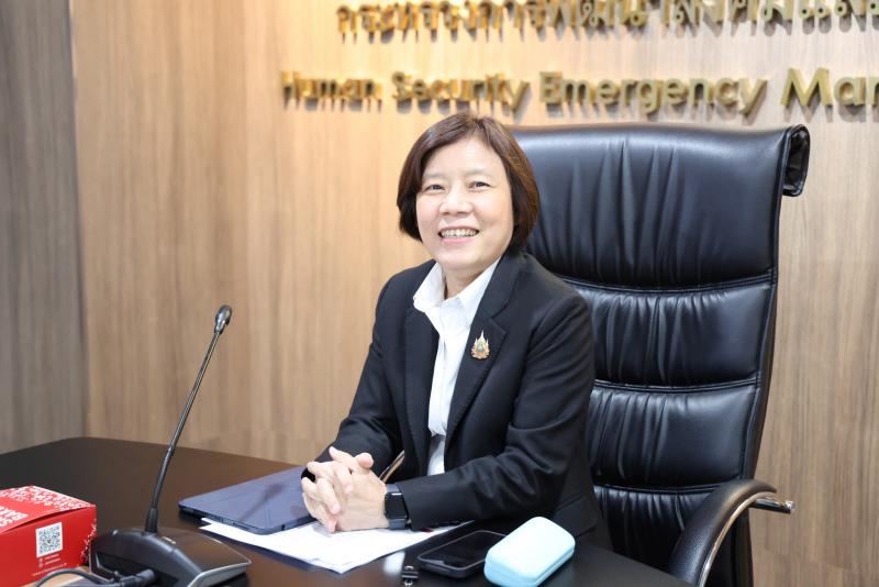 นางสาวสุนีย์ ศรีส�