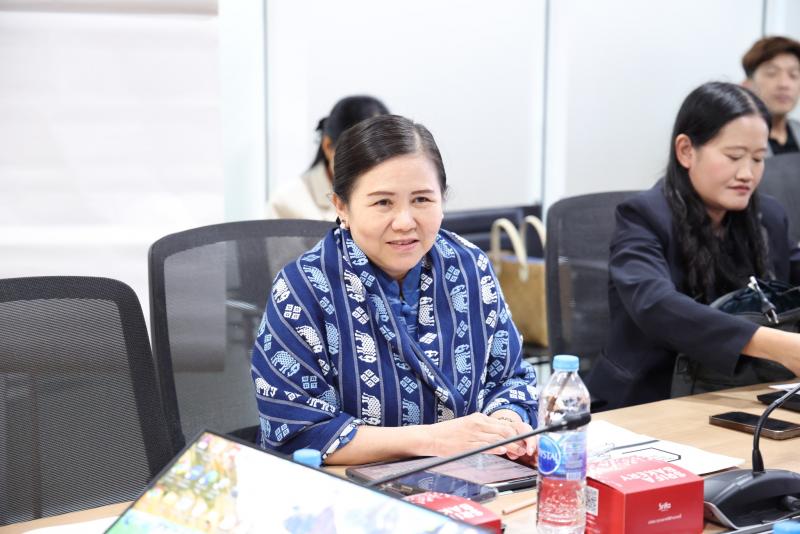 นางสาวสุนีย์ ศรีส�