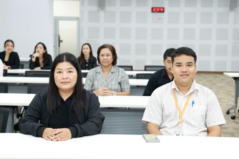 นางสาวสุนีย์ ศรีส�