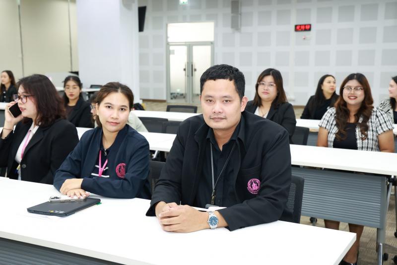 นางสาวสุนีย์ ศรีส�