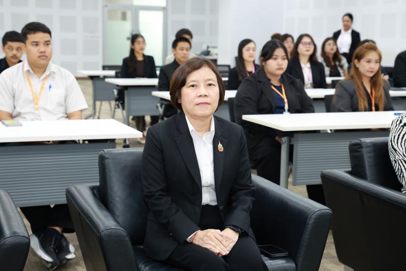 นางสาวสุนีย์ ศรีส�