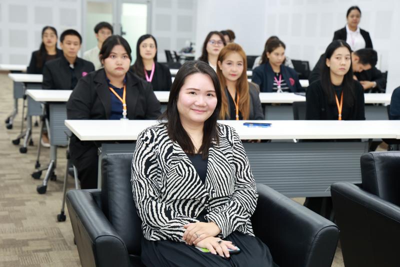 นางสาวสุนีย์ ศรีส�
