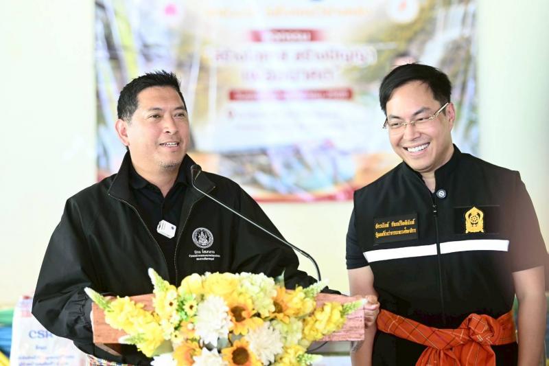 "นิกร" รมว.พม. จั�