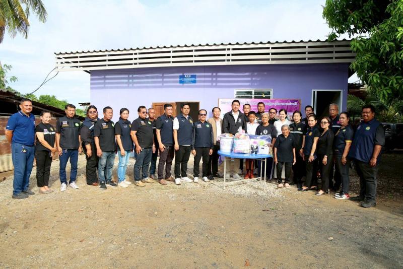 "นิกร" รมว.พม. นำ�