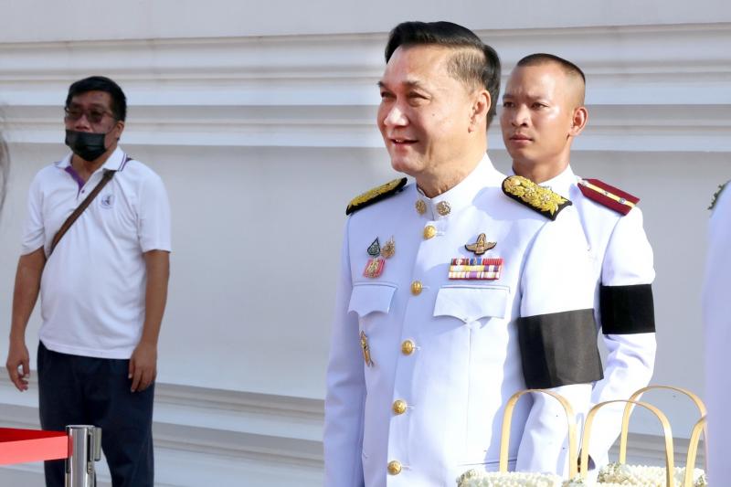 รมว.พม. ร่วมพิธีสว�