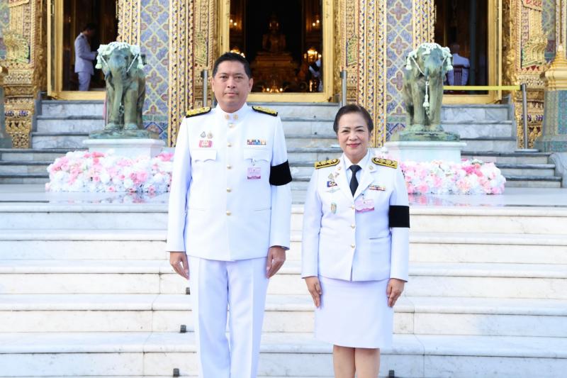 รมว.พม. ร่วมพิธีสว�