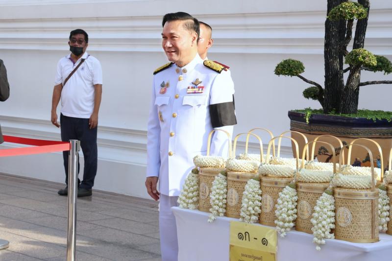 รมว.พม. ร่วมพิธีสว�