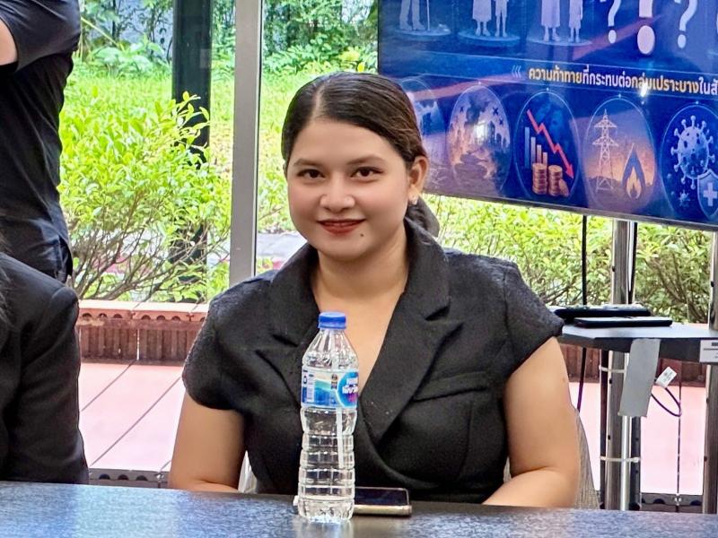 นางสาวสุนีย์ ศรีส�