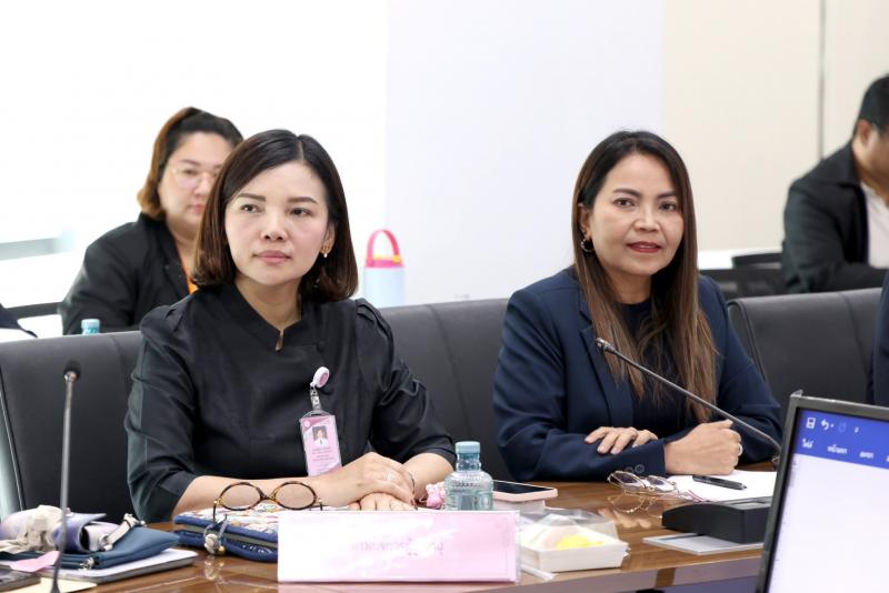 นางสาวสุนีย์ ศรีส�