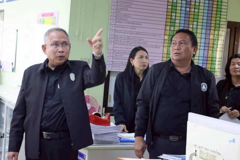ปลัด พม. ลงพื้นที่�