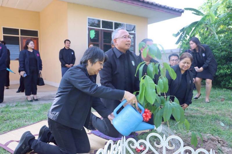 ปลัด พม. ลงพื้นที่�