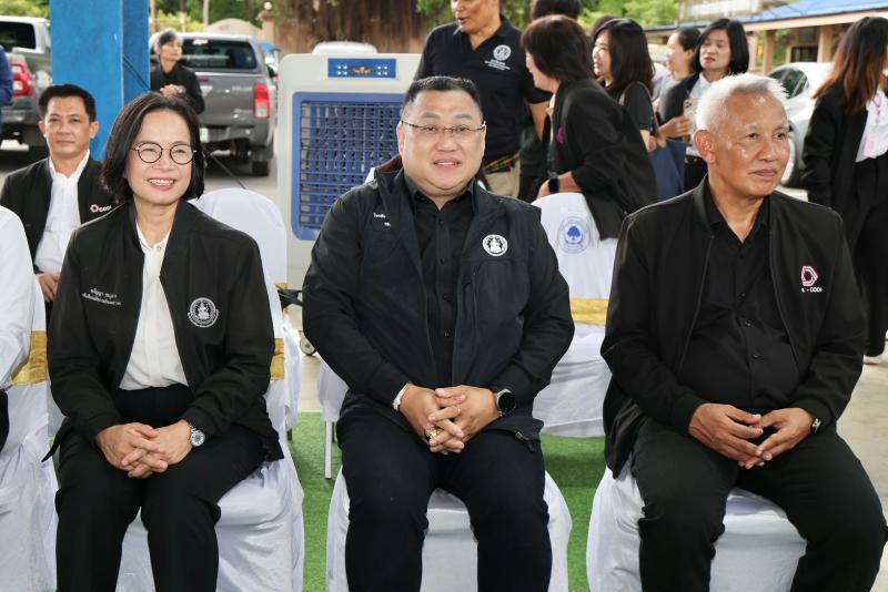 รมว.พม. เป็นประธาน�