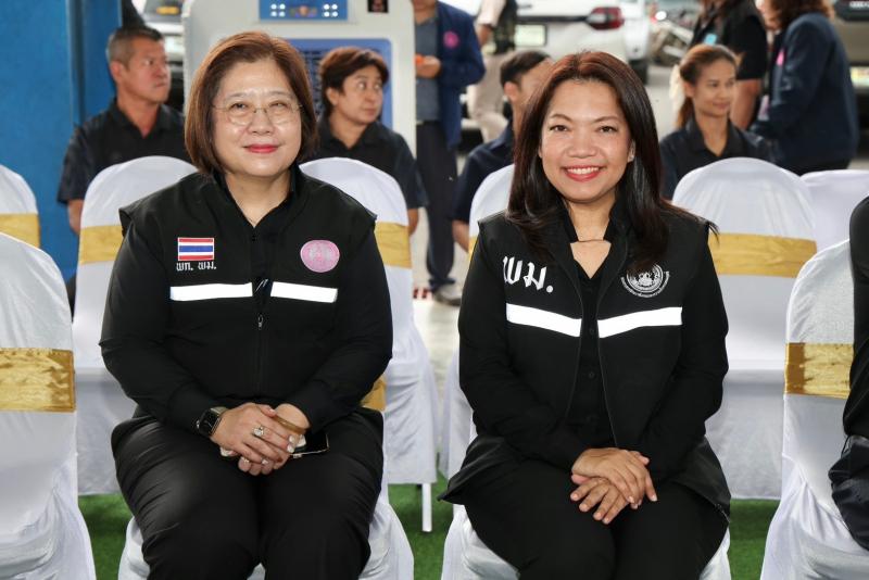 รมว.พม. เป็นประธาน�