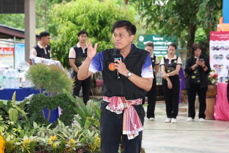 รมว.พม. เป็นประธาน�