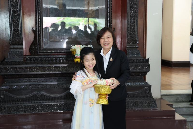 นางสาวสุนีย์ ศรีส�