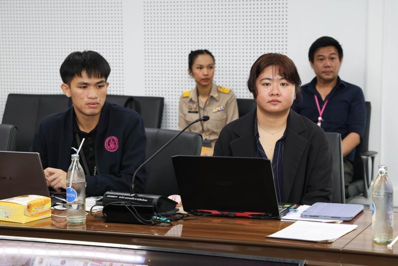 นางศิริลักษณ์ มีม�