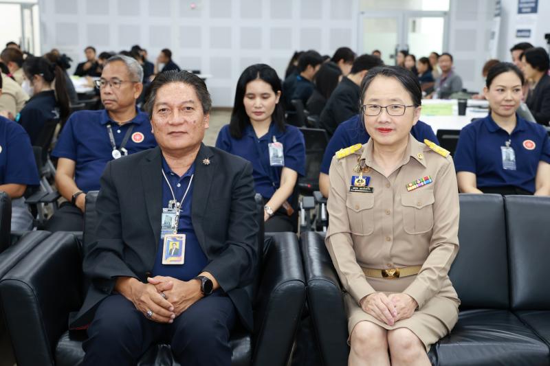 ปลัด พม. เป็นประธา�
