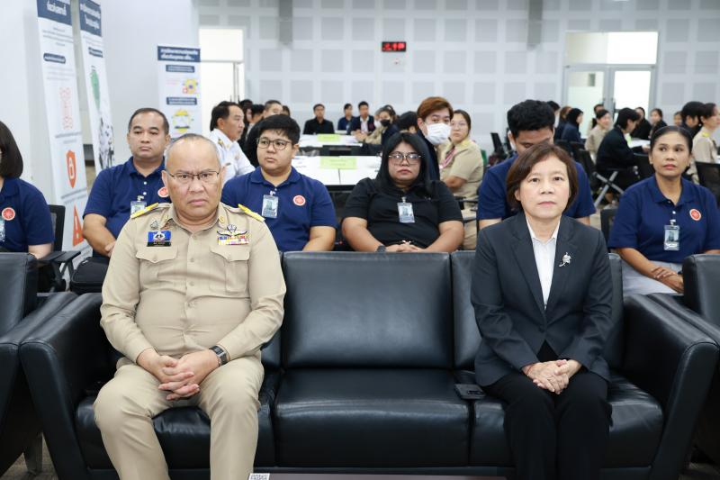 ปลัด พม. เป็นประธา�