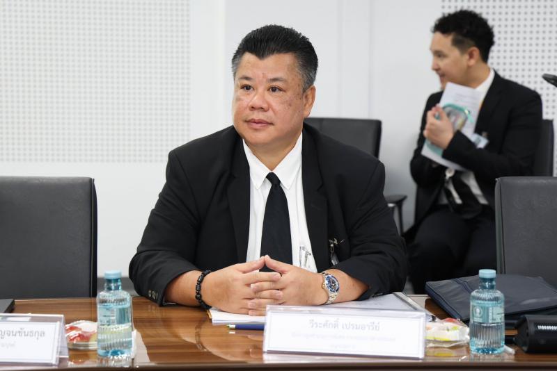 ปลัด พม. เป็นประธา�